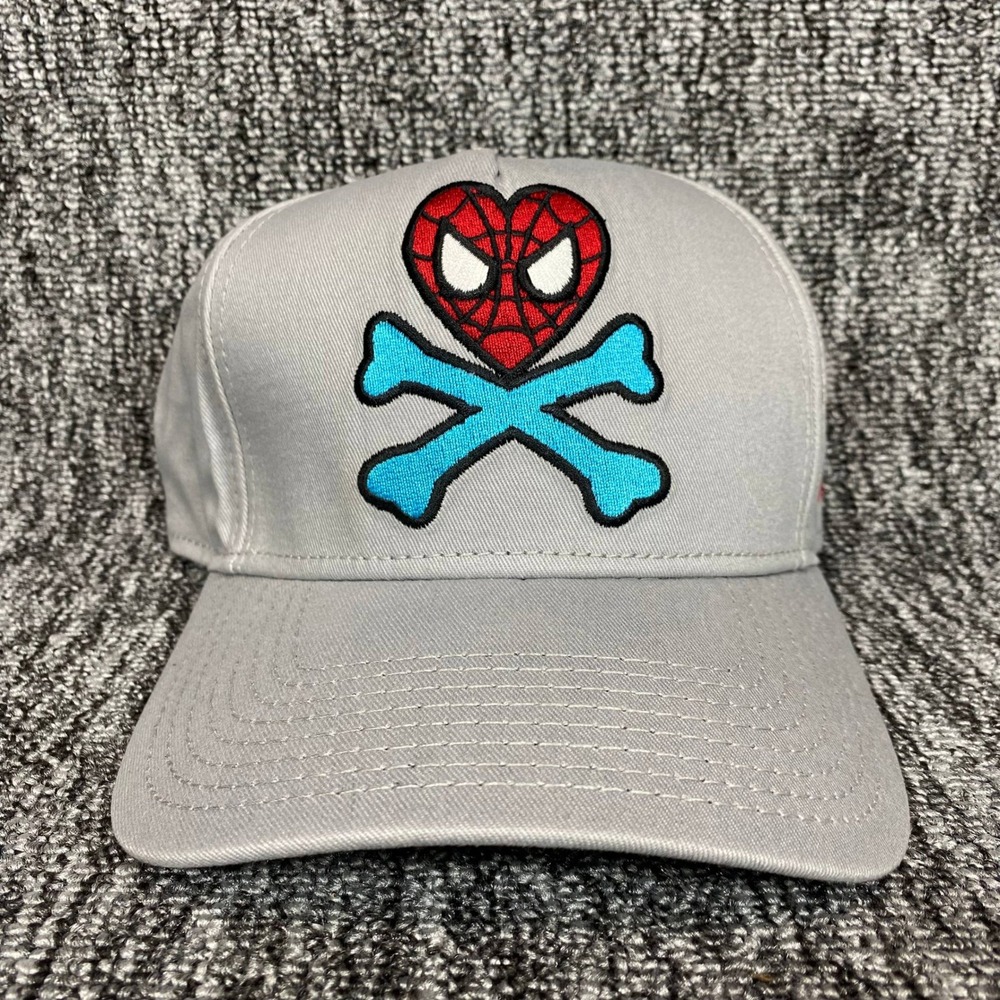 VTG Tokidoki Marvel Spider-Man Snapback Hat Mens Grey Skull Crossbones Cap Rare